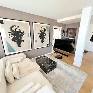 High-end Central Apt - Luxury Appartamento