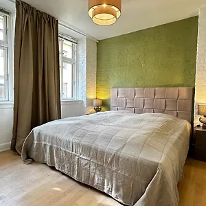 Lovstraede From 1 To 6 - Carolinas Copenhagen
