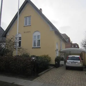 Hos Hanne Bach * Copenhague