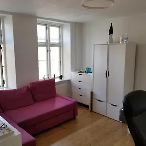 Bright & Cozy In Zone 1 Copenhagen