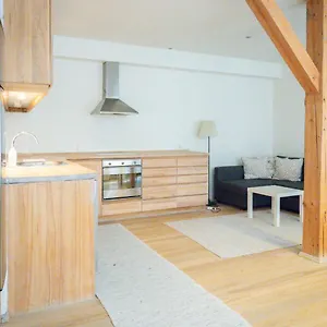 Apartment City Flat -cosy Backyard & Vibrant Area