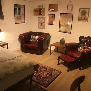 Comfortable Large King S Bed Near Cph Centre Pensjonat