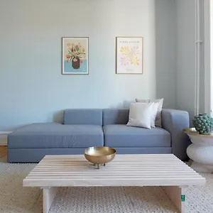 Apartment 4 Bedroom Apt Close To Cph Zoo & City Centre *