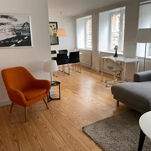 Charming 1-bedroom In Historic Center Store Kongensgade 17a2tv