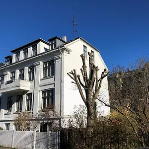 Vandrarhem In Quiet White Hortensiavej 8 On Frederiksberg C Köpenhamn