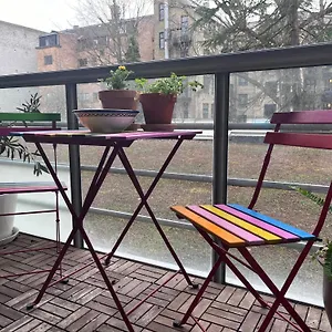 Apartment Family In Award-winning Architecture *