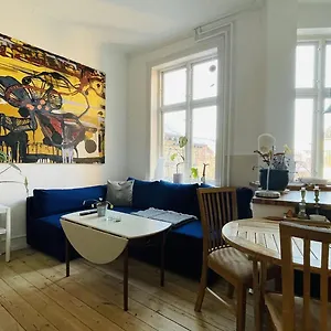 Apartmentincopenhagen 1586 *