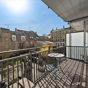 Full 4min From The Center Apartment