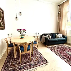 Luxurious Beautiful Boutique Apartment,