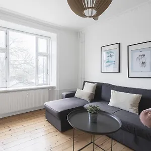 Fantastic 1-bed In Christians Harbour Apartment *