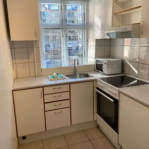 Tyrolsgade Apartment *