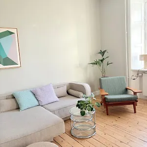 Cosy Vesterbro Apartment Copenhagen