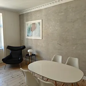 Center Cozy