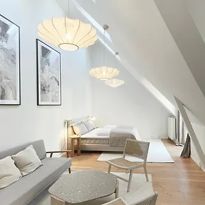 Apartment Family Friendly 4 Bedroom Flat In Peaceful Area *