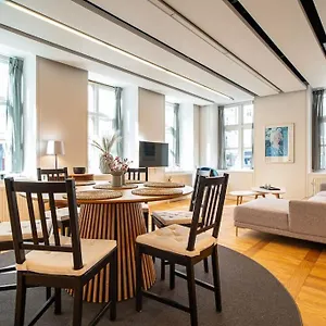 120m2 Near Culture Icons - Historic Fredericiagade *