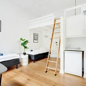 Charming In Apartment *