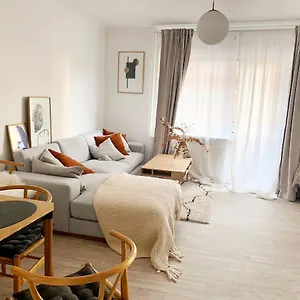 An Cosy Near Cph Airport Apartment