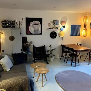 Lovely With Patio Apartment
