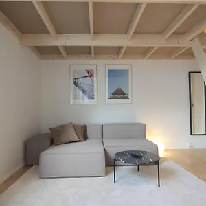 Cool 1-bed In Fantastic Osterbro Location コペンハーゲン
